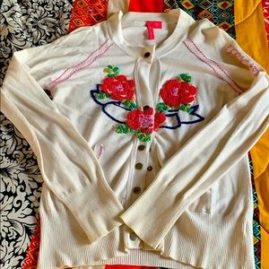 White cardigan with embroidery